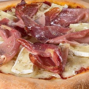 pizza bries peck parmigiano