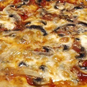 Pomodoro, Mozzarella, Funghi