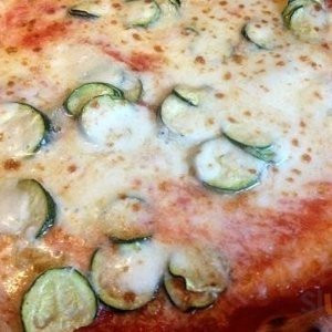 pizza zucchine e brie